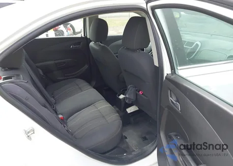 2019 Chevrolet Sonic Lt Auto из США, поврежденный, VIN 1G1JD5SB7K4101755